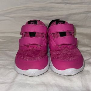 Toddler Girls Nike Tennis Shoes